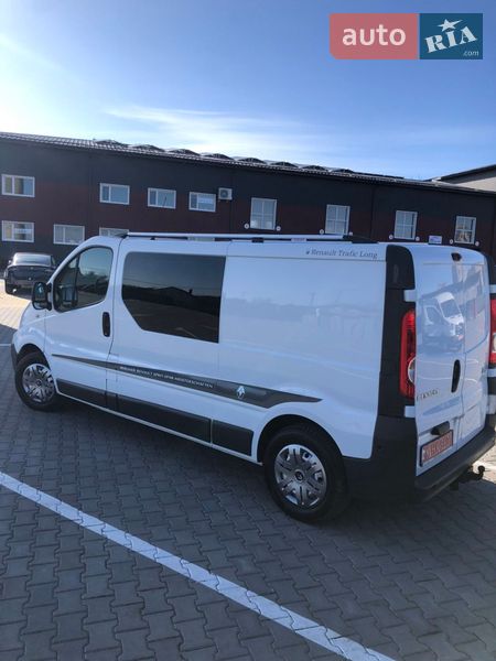 Минивэн Renault Trafic 2014 в Дубно