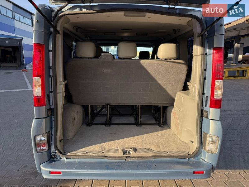 Минивэн Renault Trafic 2008 в Ровно