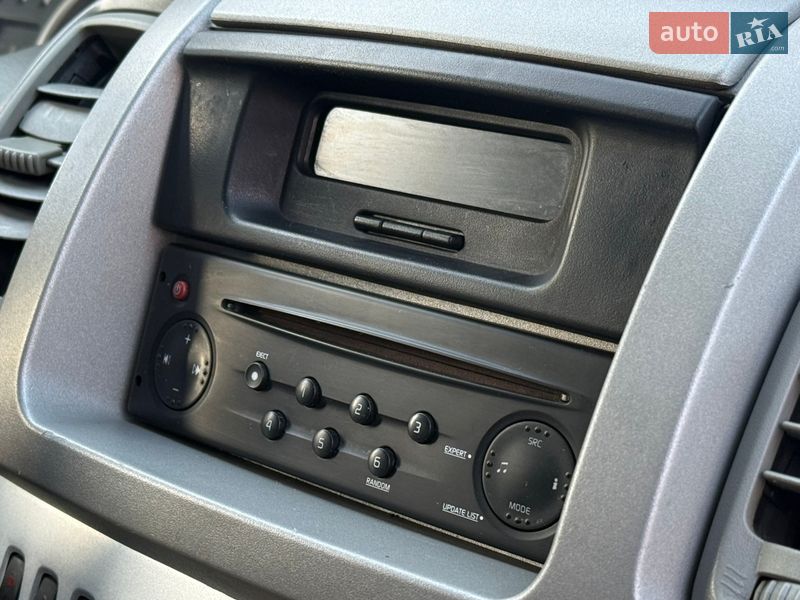 Минивэн Renault Trafic 2008 в Ровно