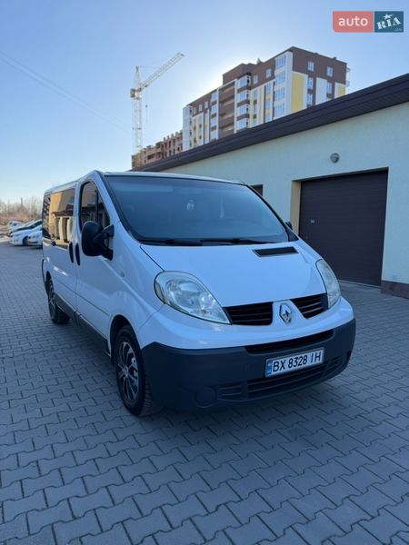 Мінівен Renault Trafic 2007 в Хмельницькому