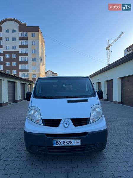 Мінівен Renault Trafic 2007 в Хмельницькому