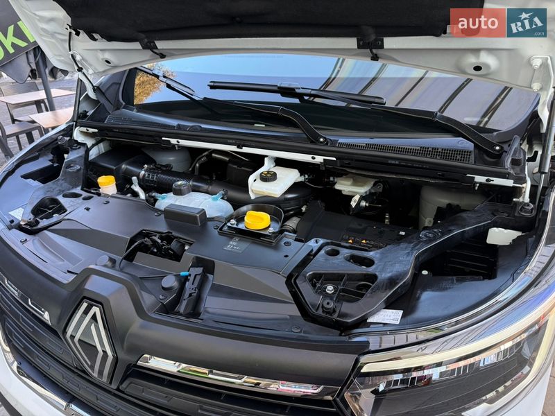 Грузовой фургон Renault Trafic 2025 в Дубно