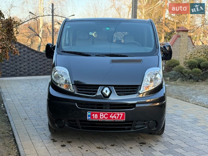Минивэн Renault Trafic 2010 в Луцке