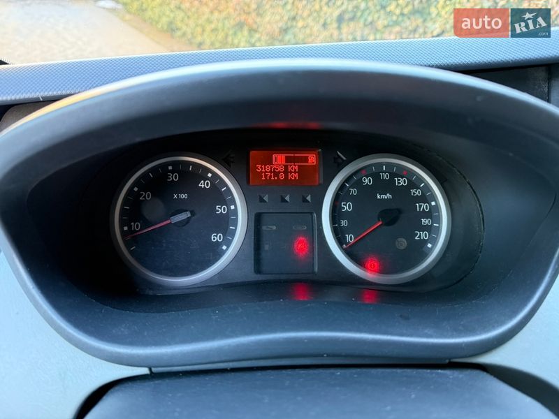 Минивэн Renault Trafic 2010 в Луцке