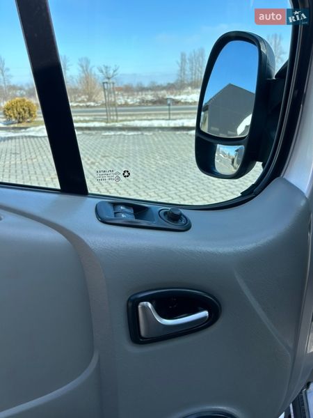 Минивэн Renault Trafic 2011 в Коломые