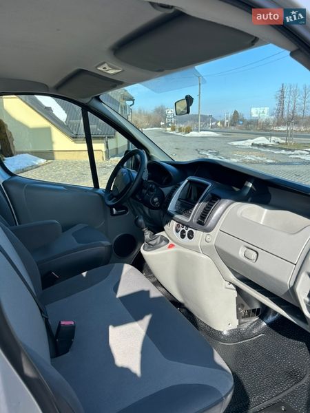 Минивэн Renault Trafic 2011 в Коломые