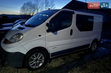 Минивэн Renault Trafic 2007 в Долине