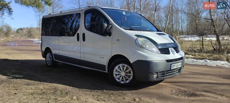 Минивэн Renault Trafic 2008 в Коростене