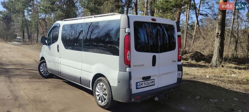 Минивэн Renault Trafic 2008 в Коростене