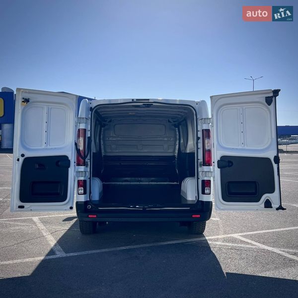 Грузовой фургон Renault Trafic 2022 в Киеве