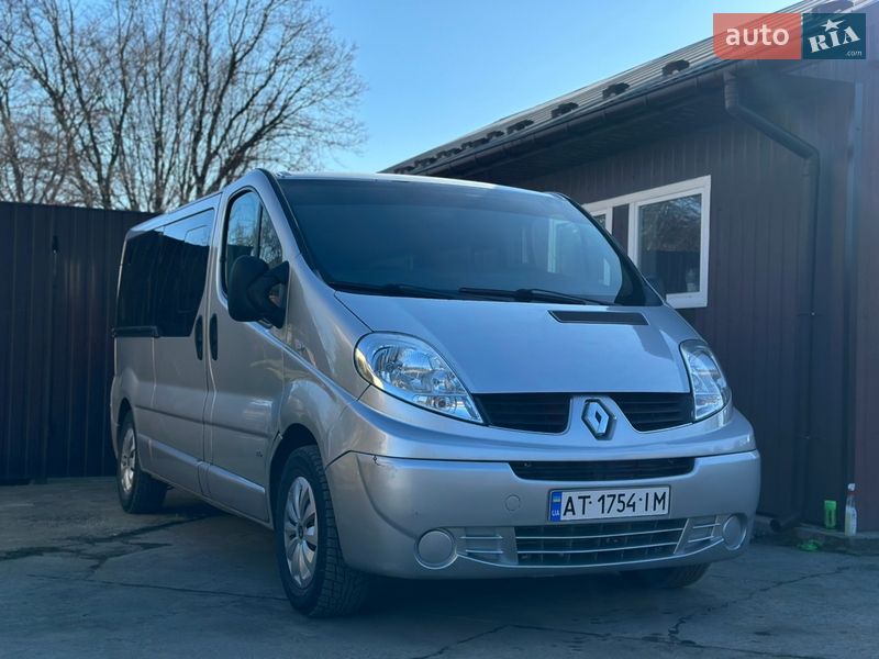 Мінівен Renault Trafic 2007 в Івано-Франківську