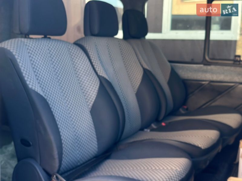 Мінівен Renault Trafic 2007 в Івано-Франківську