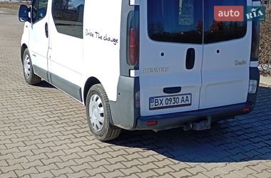 Грузопассажирский фургон Renault Trafic 2006 в Хмельницком