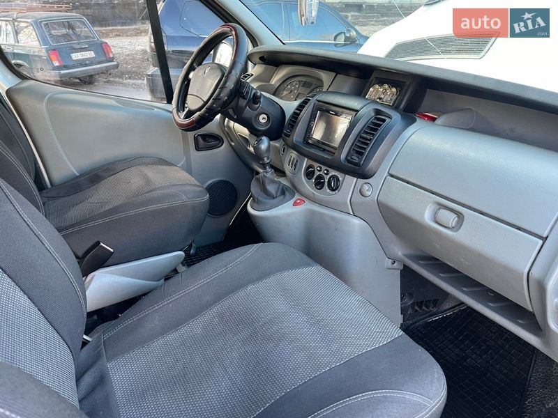 Мінівен Renault Trafic 2008 в Харкові