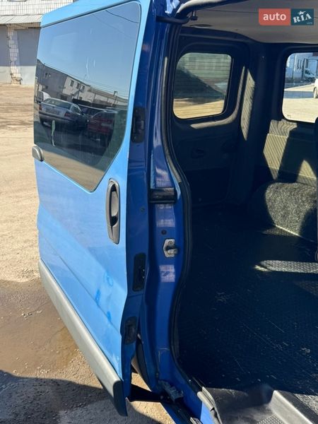 Мінівен Renault Trafic 2005 в Бердичеві