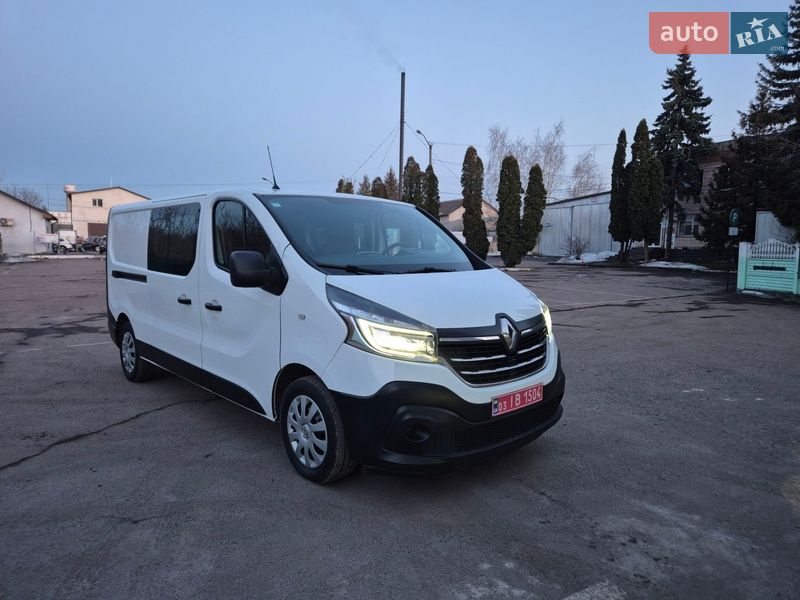 Грузопассажирский фургон Renault Trafic 2021 в Ровно