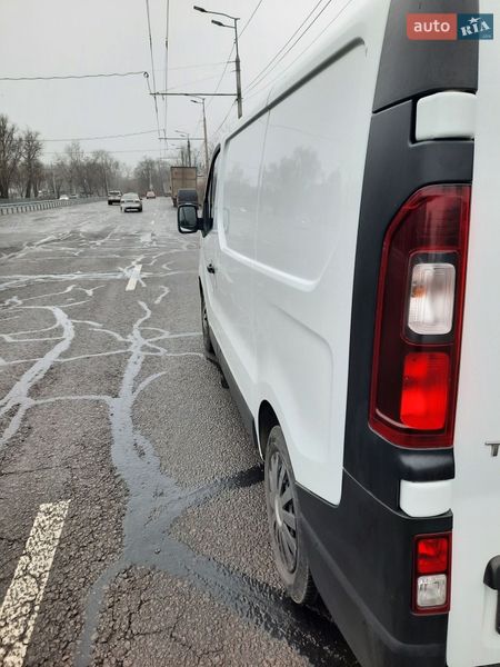 Грузовой фургон Renault Trafic 2015 в Днепре