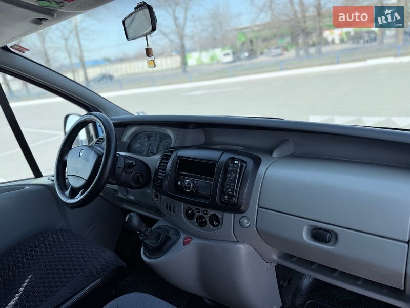 Минивэн Renault Trafic 2003 в Одессе