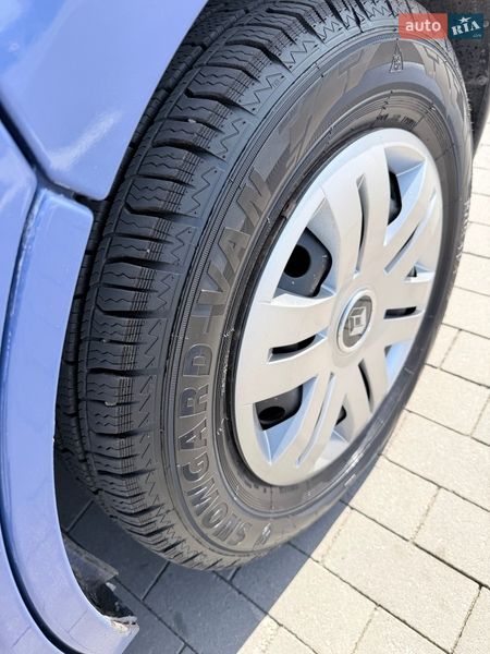 Минивэн Renault Trafic 2003 в Одессе