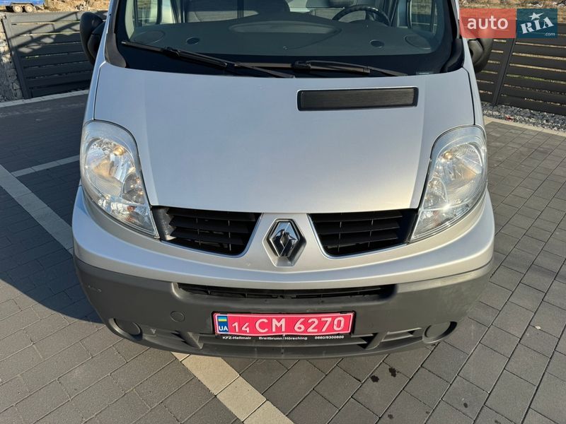 Грузовой фургон Renault Trafic 2013 в Мукачево
