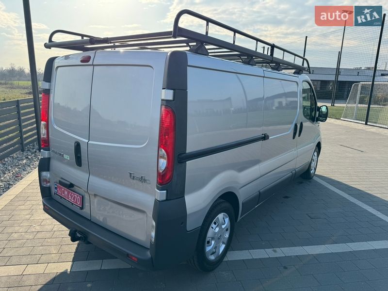 Грузовой фургон Renault Trafic 2013 в Мукачево
