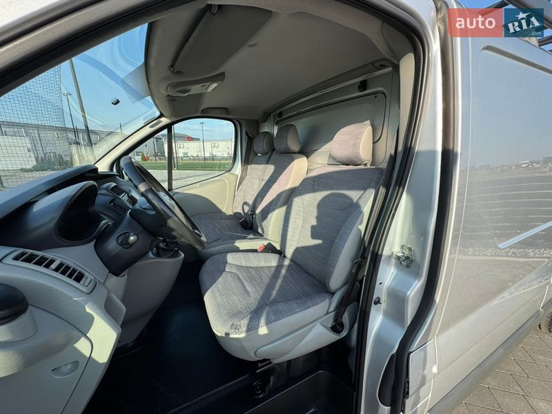 Грузовой фургон Renault Trafic 2013 в Мукачево