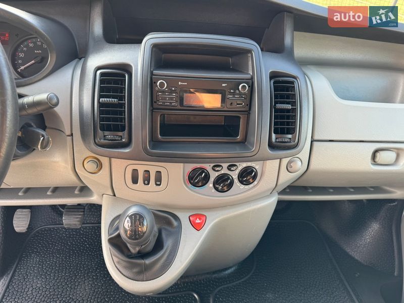 Грузовой фургон Renault Trafic 2013 в Мукачево