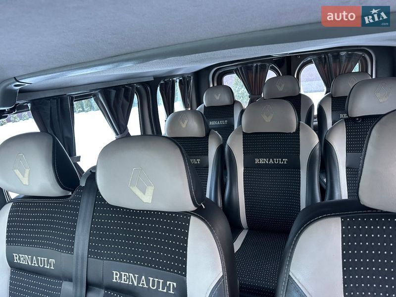 Минивэн Renault Trafic 2007 в Делятине