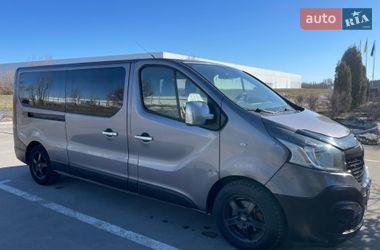 Минивэн Renault Trafic 2016 в Коростене