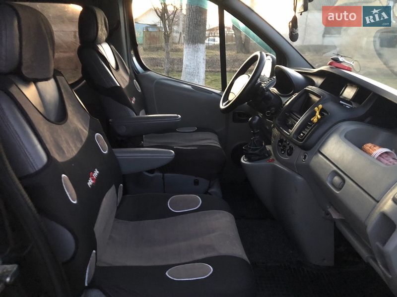 Грузопассажирский фургон Renault Trafic 2012 в Красилове