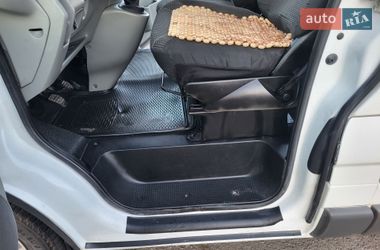 Мінівен Renault Trafic 2004 в Хмельницькому