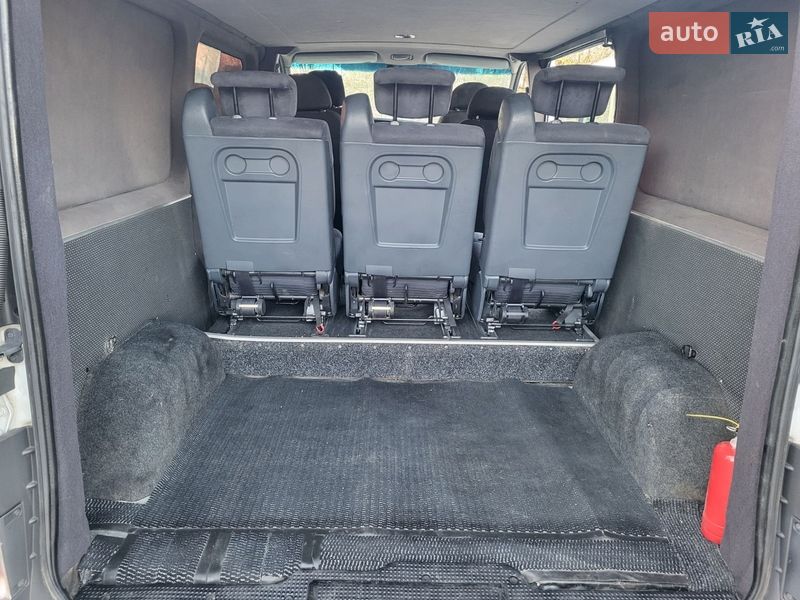 Мінівен Renault Trafic 2004 в Хмельницькому