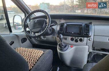 Мінівен Renault Trafic 2004 в Хмельницькому