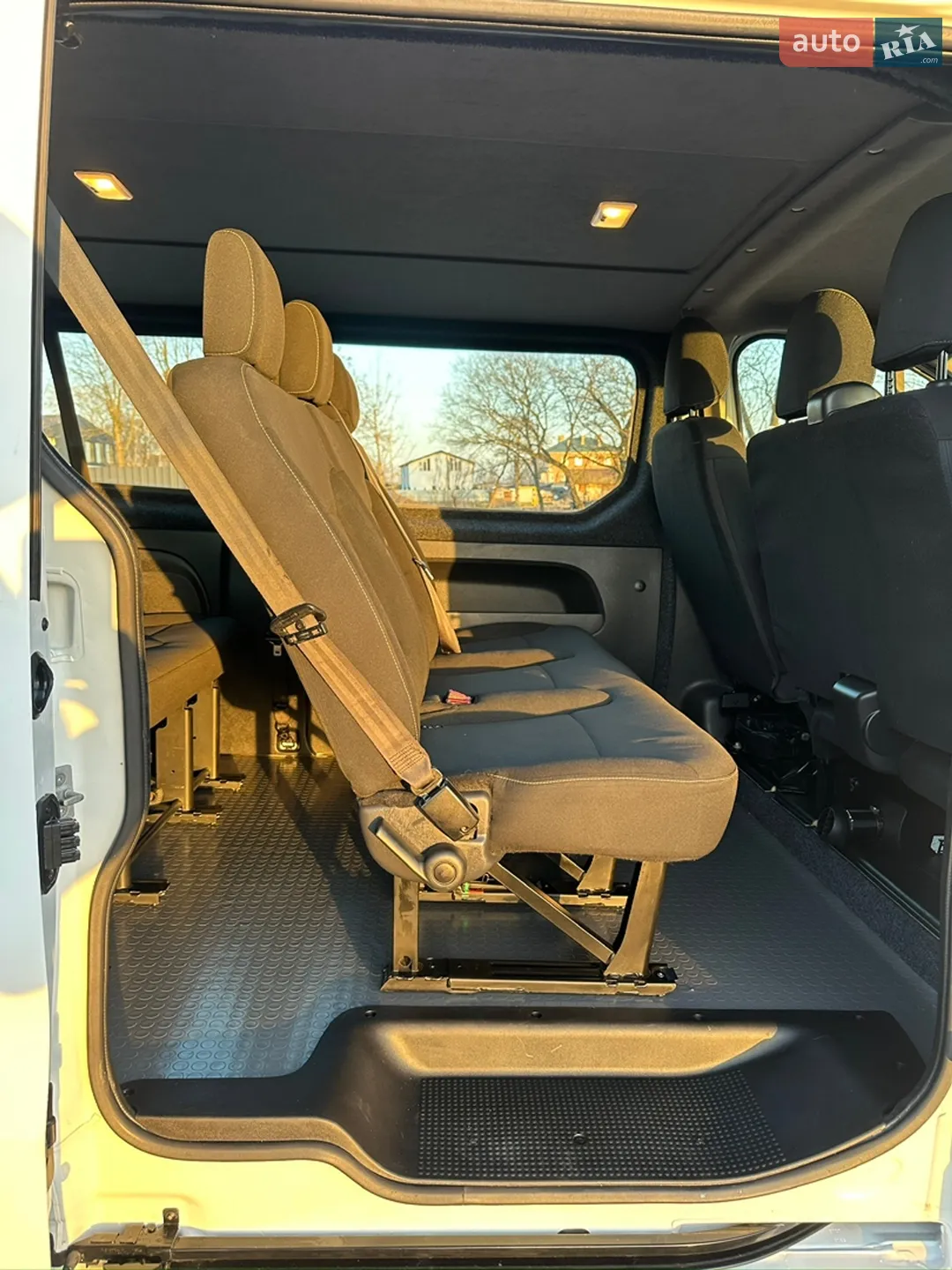 2021 Renault Trafic - мініатюра 25