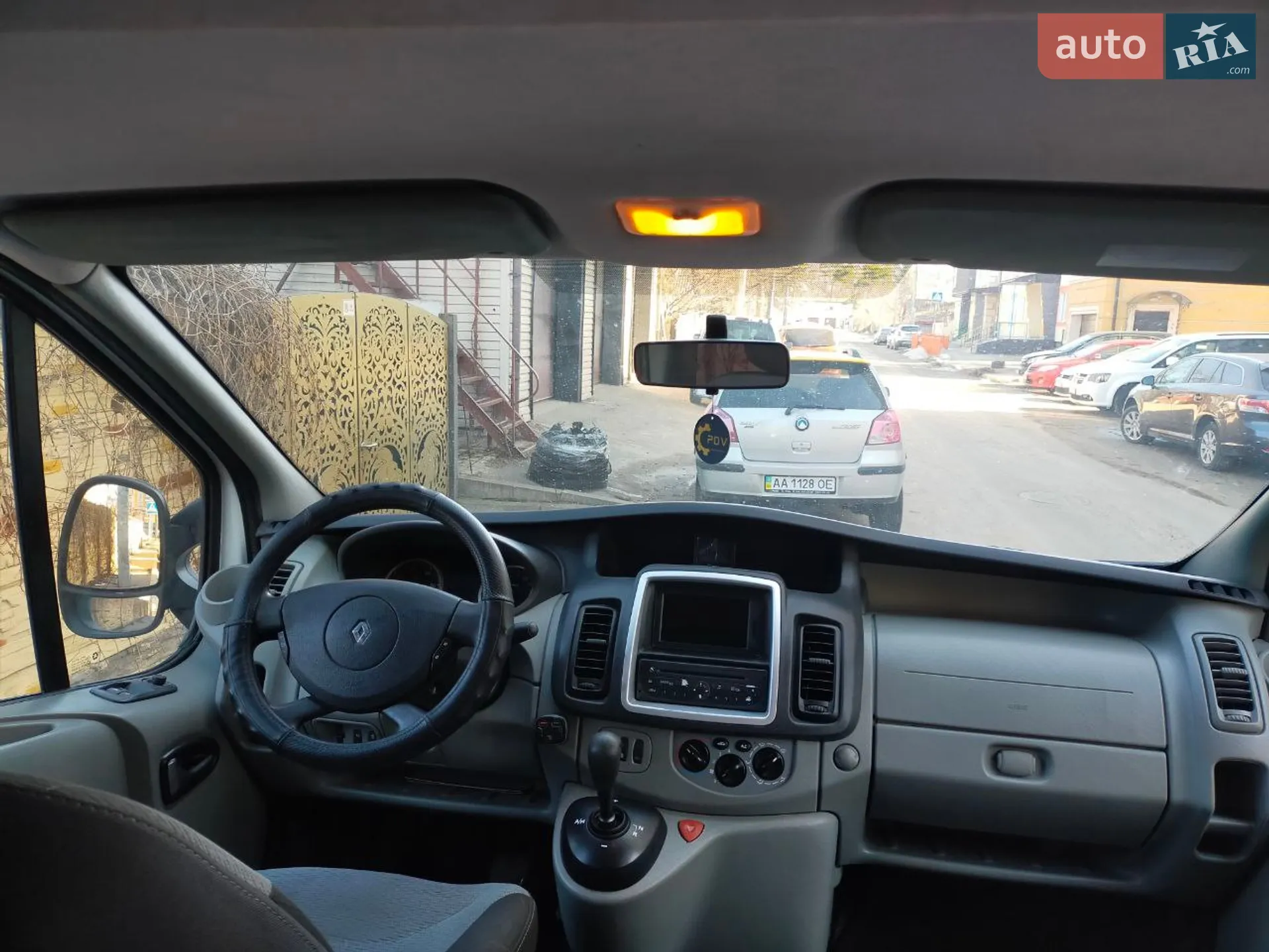 2011 Renault Trafic - мініатюра 8
