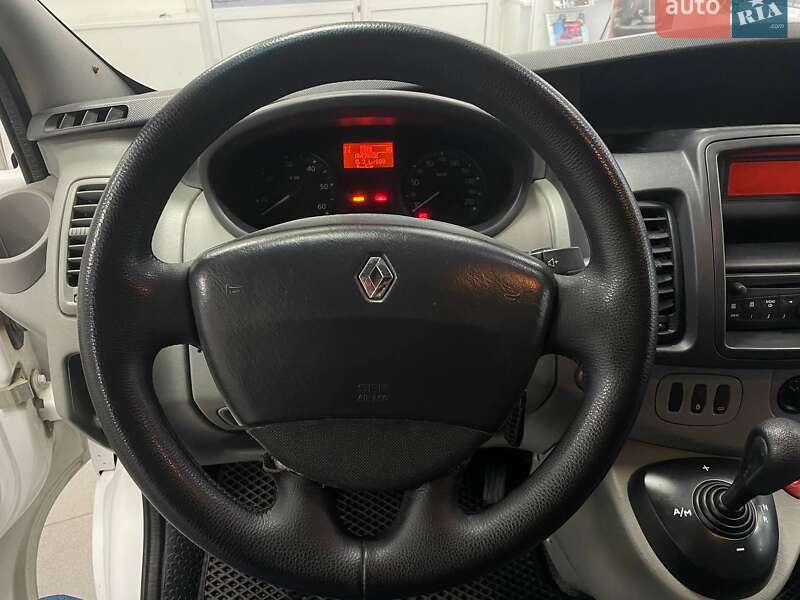 Вантажний фургон Renault Trafic 2012 в Києві