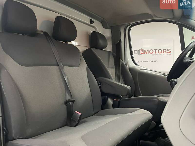 Вантажний фургон Renault Trafic 2012 в Києві