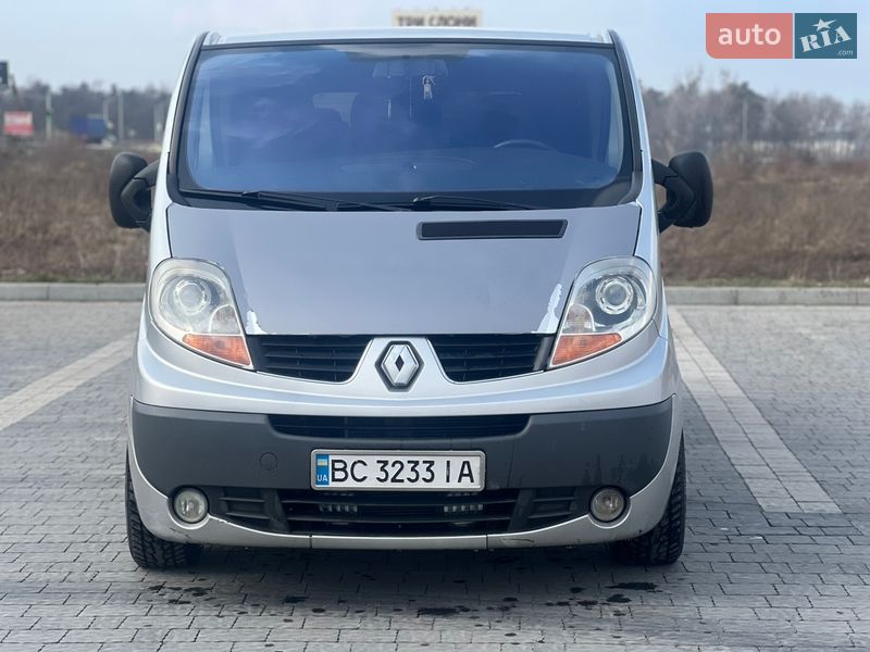 Минивэн Renault Trafic 2006 в Львове