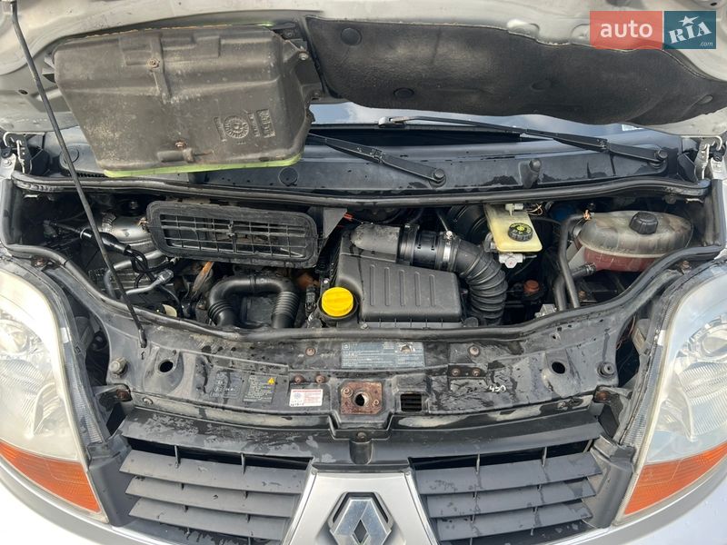 Минивэн Renault Trafic 2006 в Львове