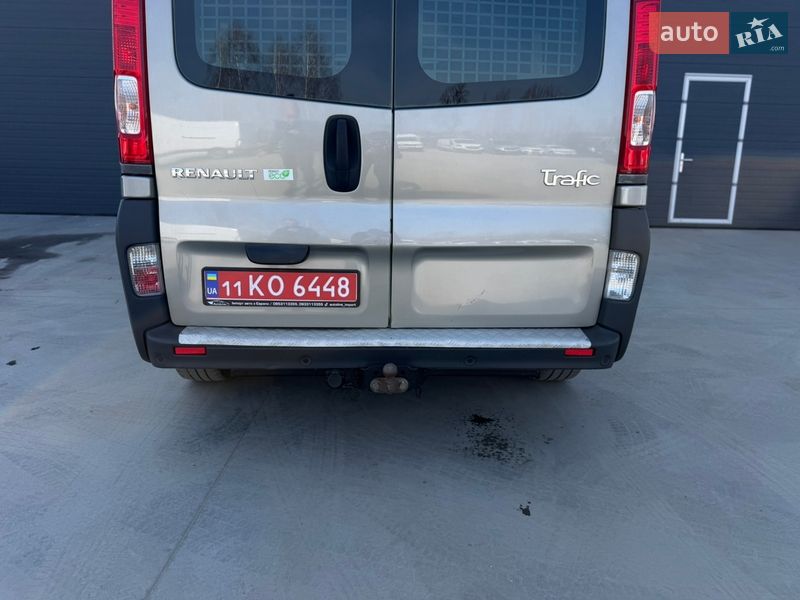 Вантажопасажирський фургон Renault Trafic 2012 в Дубні