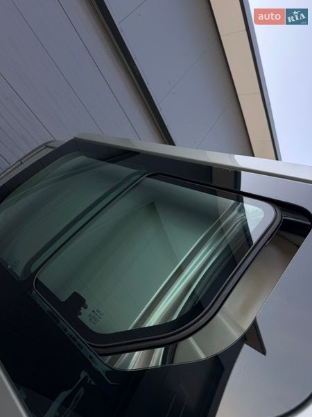 Вантажопасажирський фургон Renault Trafic 2012 в Дубні