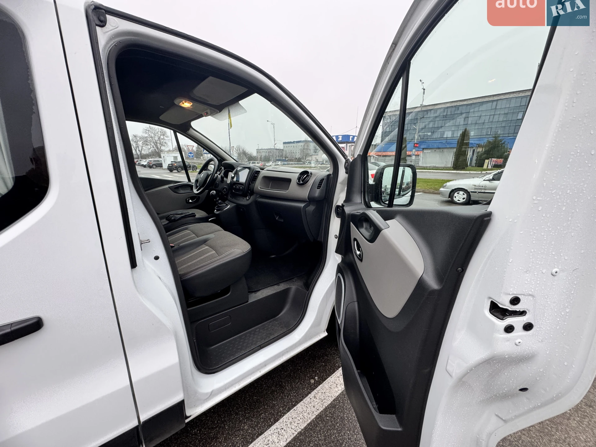 2018 Renault Trafic - мініатюра 9