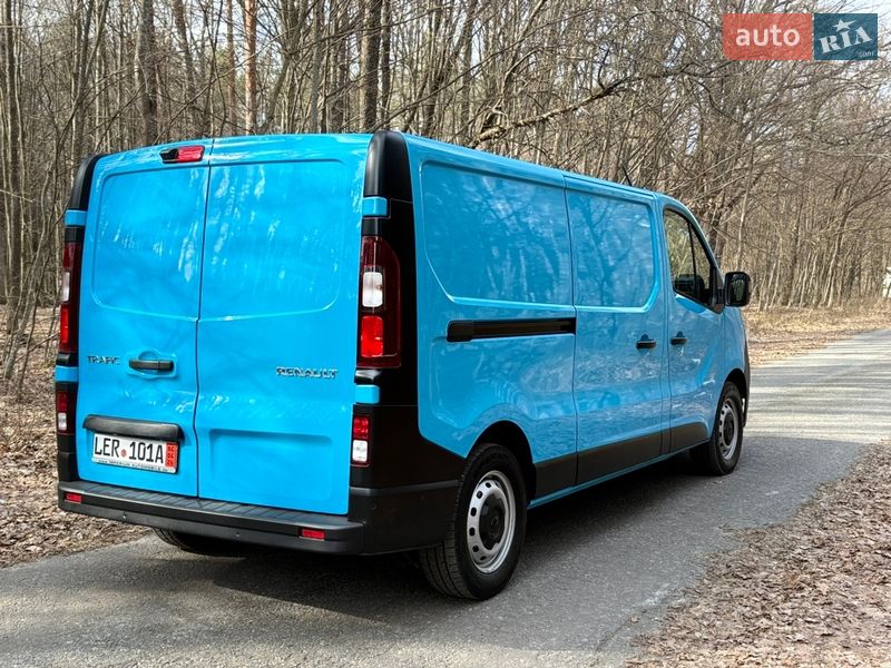 Грузовой фургон Renault Trafic 2022 в Киеве