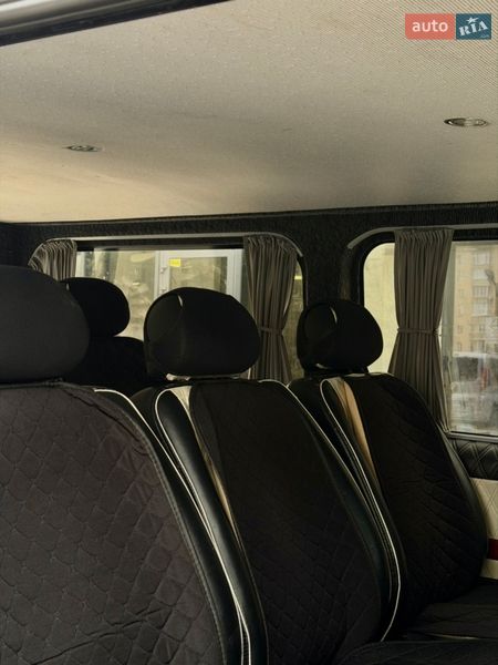 Минивэн Renault Trafic 2008 в Новояворовске