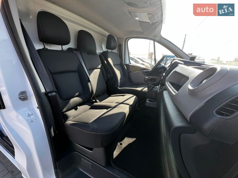 Вантажний фургон Renault Trafic 2017 в Ковелі фото 47 Вантажний фургон Renault Trafic 2017 в Ковелі