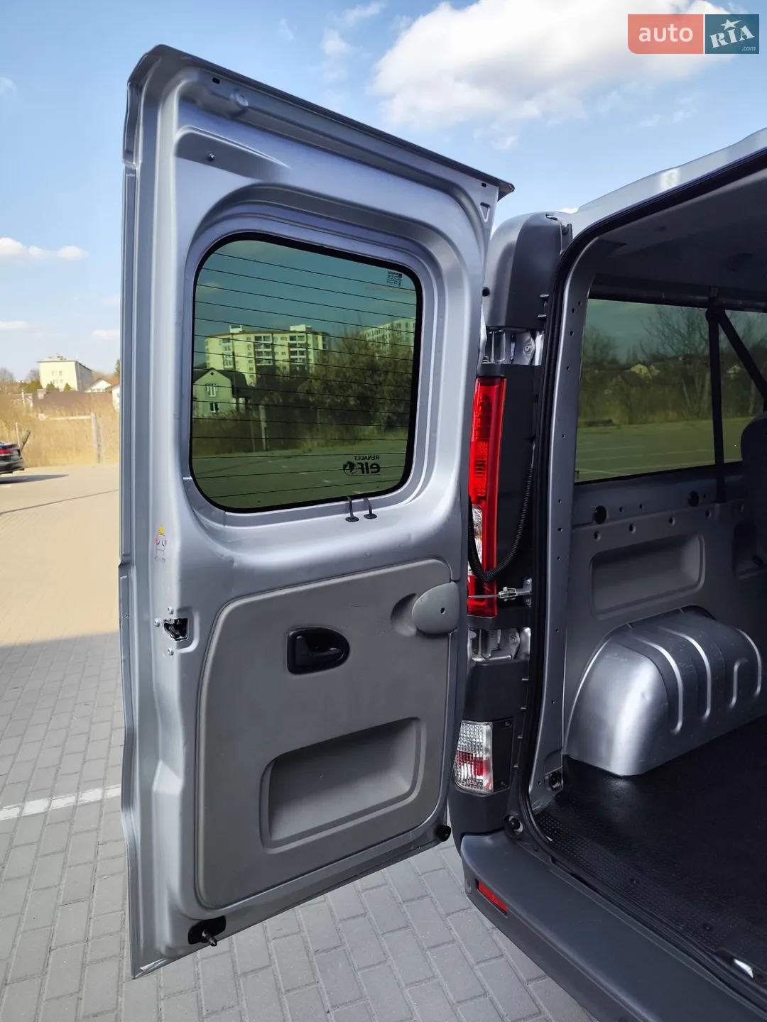 2013 Renault Trafic - мініатюра 28