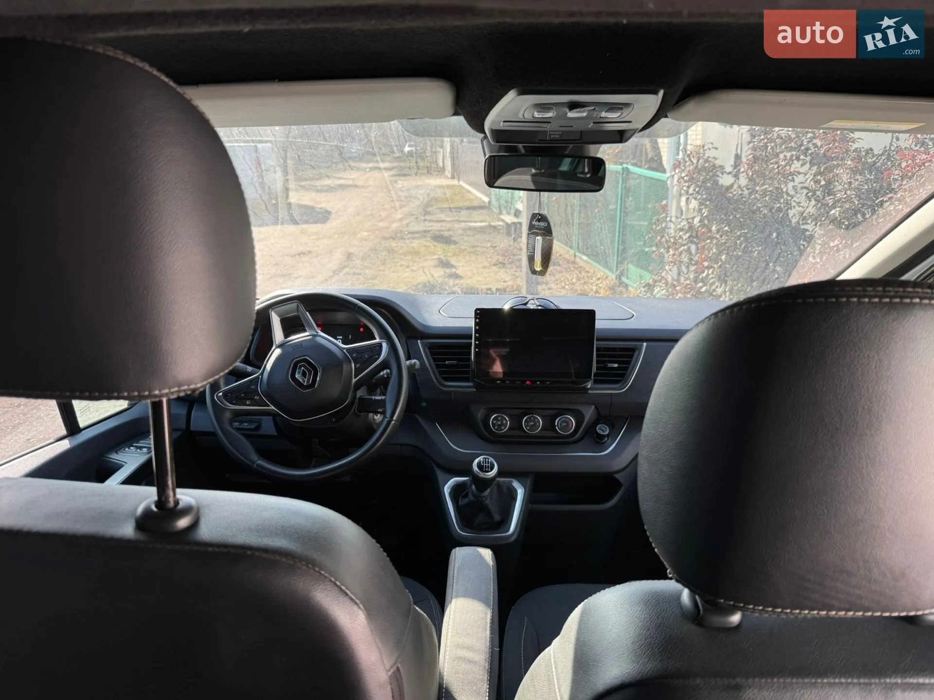 2022 Renault Trafic - мініатюра 2