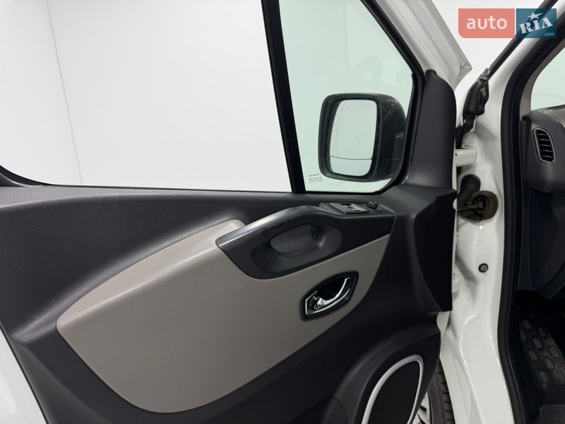 Вантажний фургон Renault Trafic 2016 в Одесі фото 10 Вантажний фургон Renault Trafic 2016 в Одесі