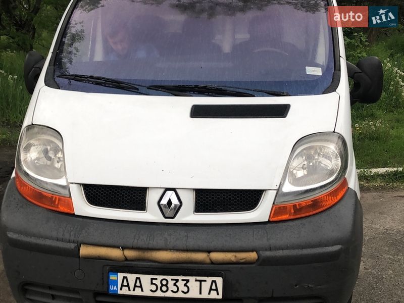 Мінівен Renault Trafic 2005 в Києві