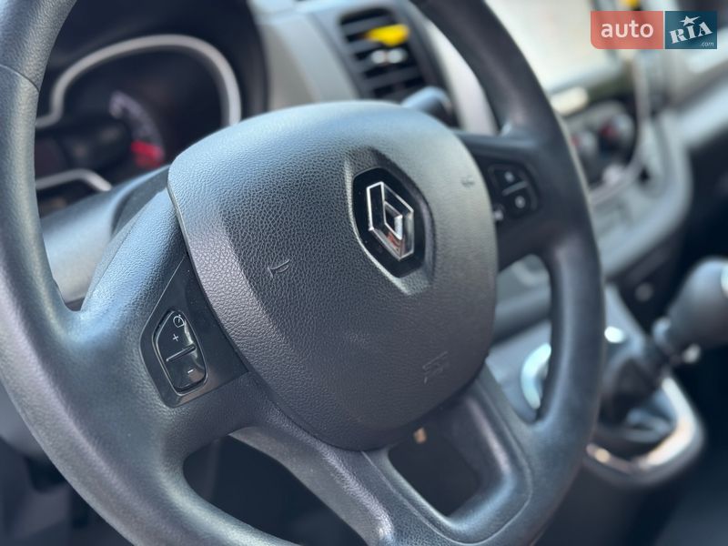 Мінівен Renault Trafic 2018 в Сарнах фото 6 Мінівен Renault Trafic 2018 в Сарнах